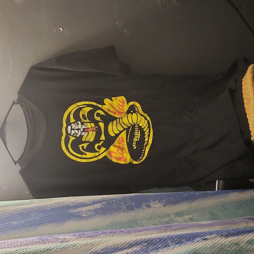 Black Cobra Kai shirt, short sleeve, XL (46/48), Bioworld.